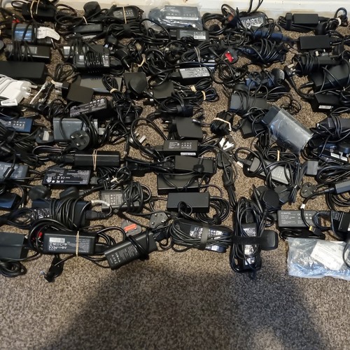 Joblot laptop chargers - of,