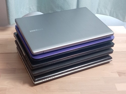 Job lot laptop computers - job,